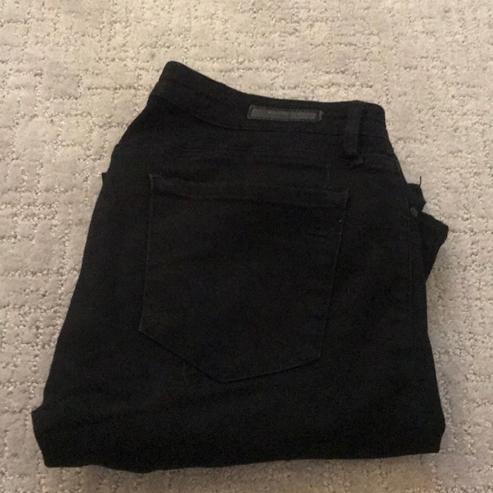 Black skinny jeans